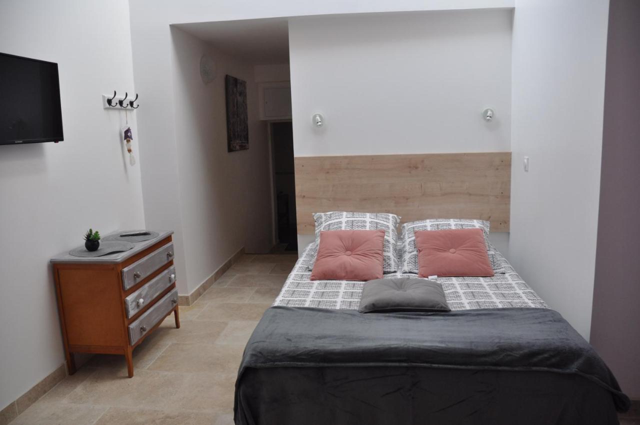 La Magnanerie Apartment Grillon Exterior photo